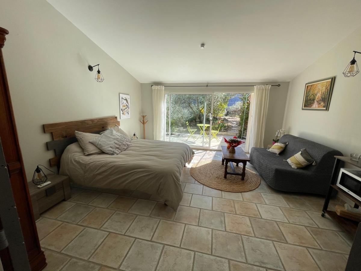 Gite La Maison Dans L'Olivette 오레종 외부 사진